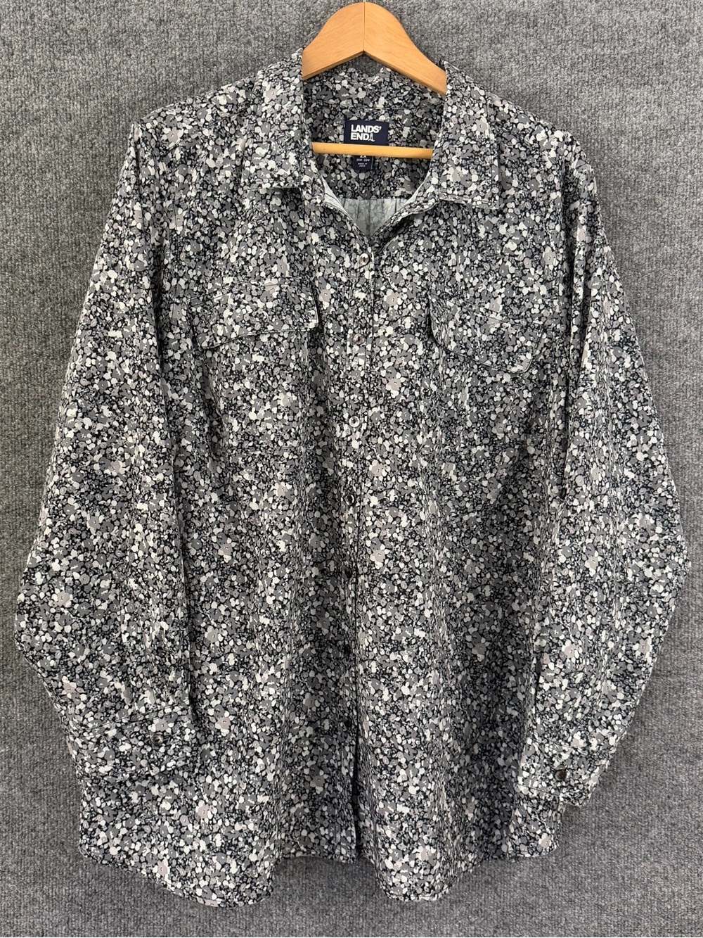 Lands’ End Womens 2X Floral Button Up Top Long Sleeve Gray Office Feminine
